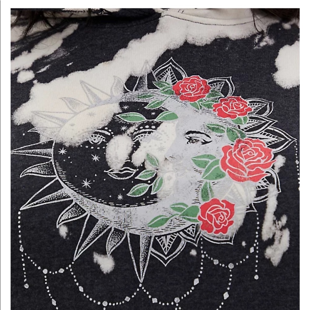 Torrid Hoodie 2 - Picture 4 of 9